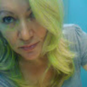 Meet your Posher, Maya